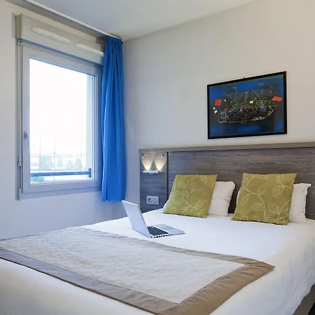 Sejours & Affaires Ferrand Park Republique 2* Clermont-Ferrand