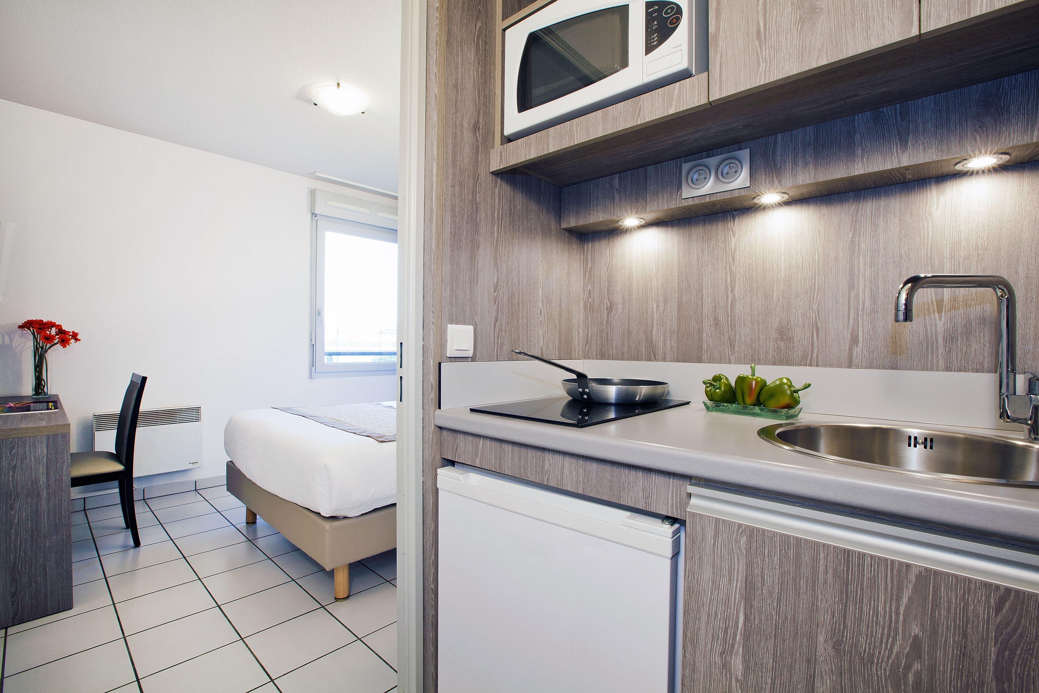 Appart hôtel Séjours&affaires Ferrand Park République 2*